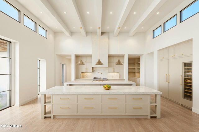 10401 E CHARTER OAK Drive, Scottsdale, AZ 85259