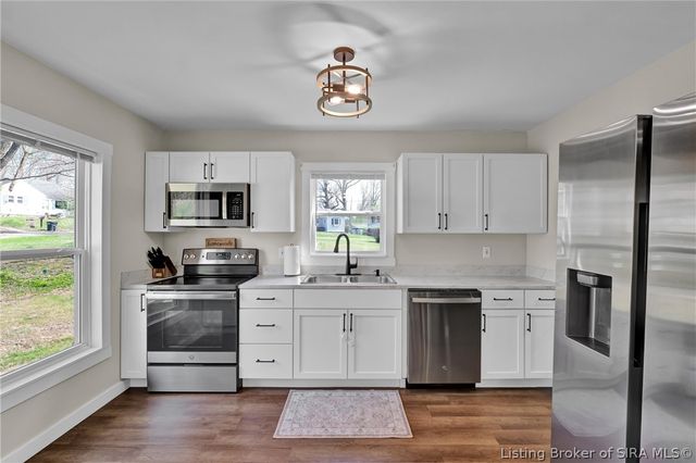 345 Oriole Drive, Charlestown, IN 47111