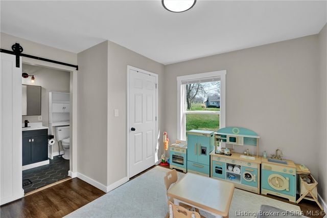 345 Oriole Drive, Charlestown, IN 47111