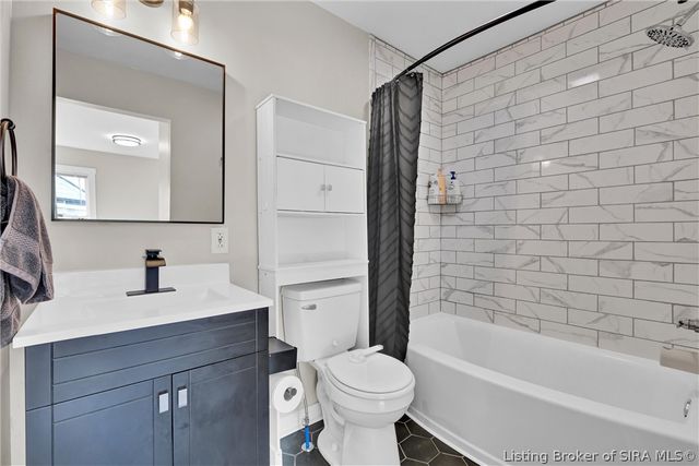 345 Oriole Drive, Charlestown, IN 47111