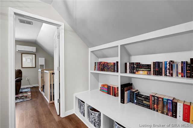 345 Oriole Drive, Charlestown, IN 47111