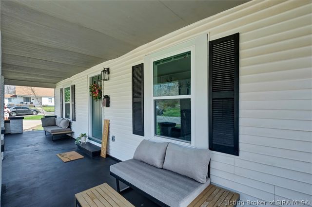 345 Oriole Drive, Charlestown, IN 47111