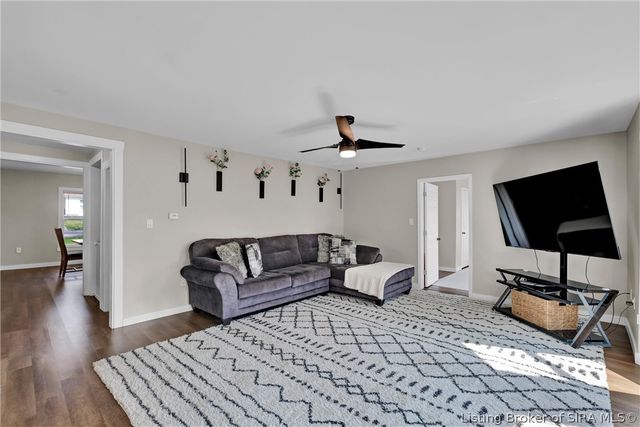 345 Oriole Drive, Charlestown, IN 47111