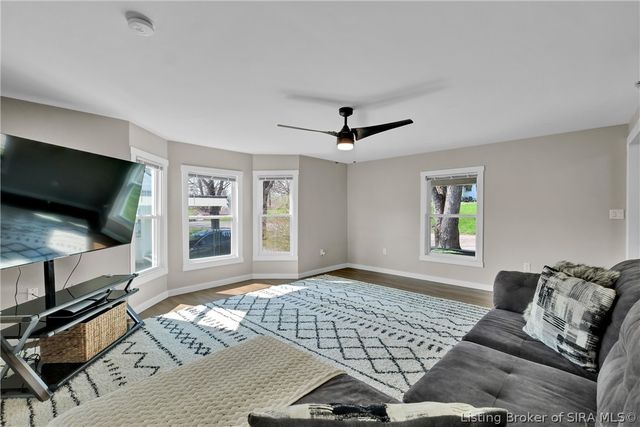 345 Oriole Drive, Charlestown, IN 47111