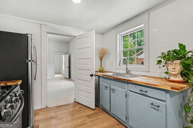 898 Smith Street SW, Atlanta, GA 30310