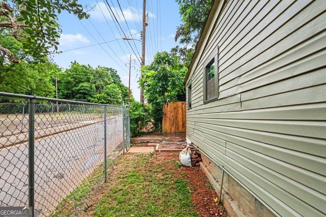 898 Smith Street SW, Atlanta, GA 30310
