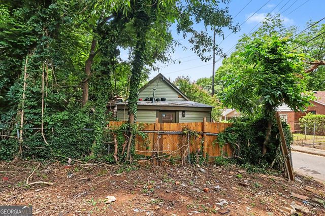 898 Smith Street SW, Atlanta, GA 30310