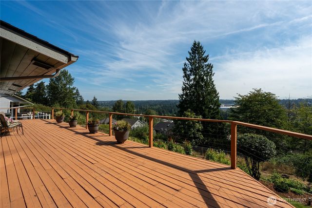 117 66th Avenue E, Tacoma, WA 98424