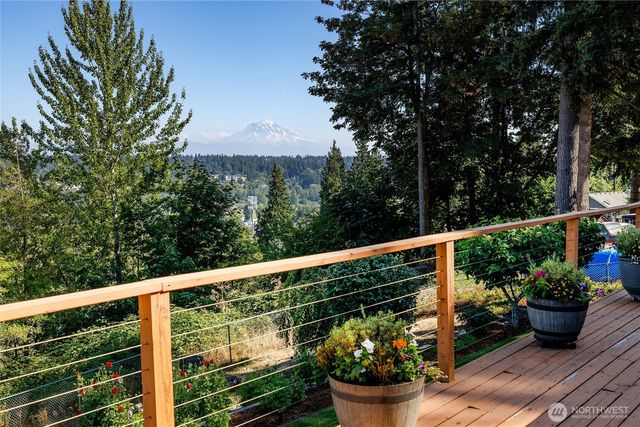 117 66th Avenue E, Tacoma, WA 98424