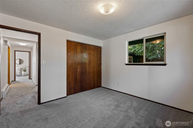 117 66th Avenue E, Tacoma, WA 98424