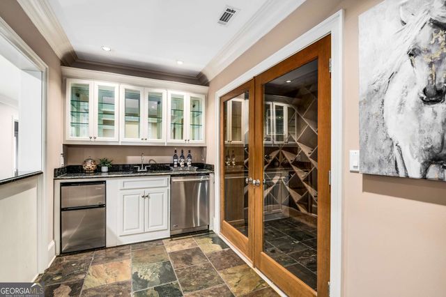 5505 Long Island Drive NW, Sandy Springs, GA 30327