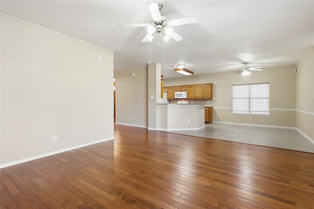 1021 Dartmouth Drive, Lewisville, TX 75067