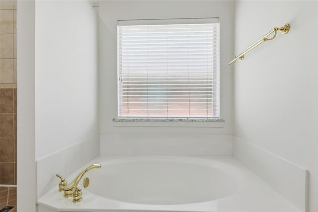 1021 Dartmouth Drive, Lewisville, TX 75067