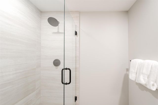 580 72nd St 1413, Miami Beach, FL 33141