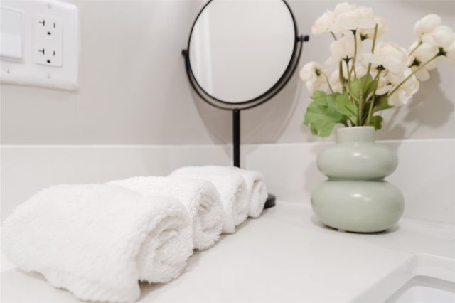 580 72nd St 1413, Miami Beach, FL 33141