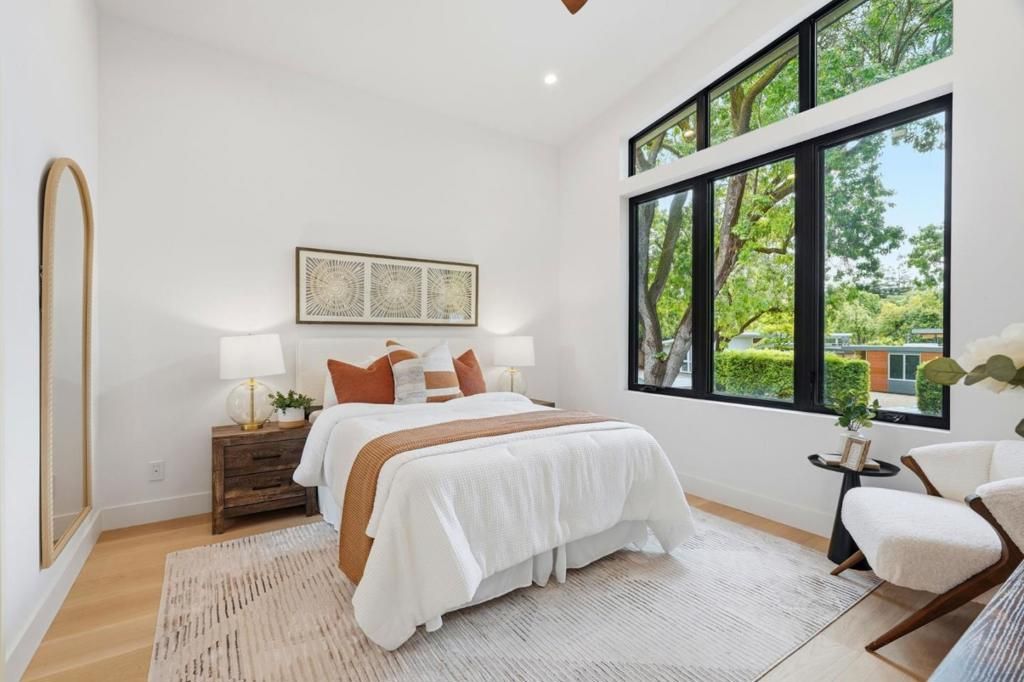 Image 13 of property listing at 1084 Moffett Circle, Palo Alto, CA 94303