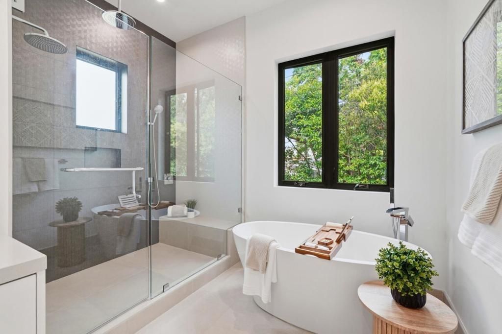 Image 26 of property listing at 1084 Moffett Circle, Palo Alto, CA 94303