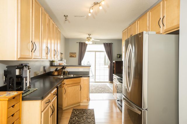 1650 Liberty Circle 2008, Shakopee, MN 55379