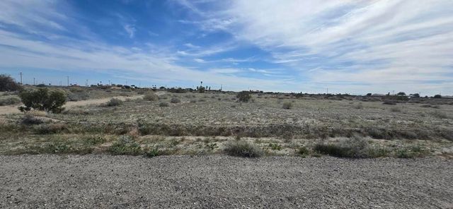 2470 Shore Life Avenue, Thermal, CA 92274