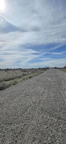 2470 Shore Life Avenue, Thermal, CA 92274