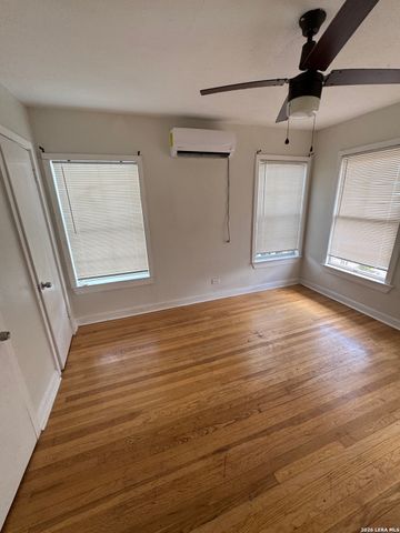 251 CLAREMONT AVE, San Antonio, TX 78209