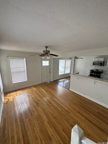 251 CLAREMONT AVE, San Antonio, TX 78209