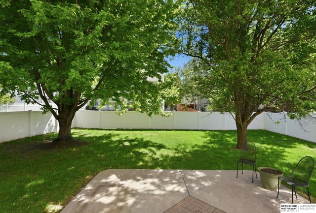 5911 S 161st Street, Omaha, NE 68135