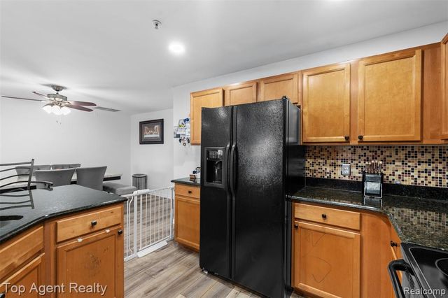 45512 Hidden View Court, Utica, MI 48315