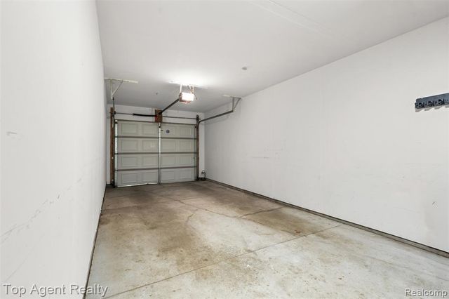 45512 Hidden View Court, Utica, MI 48315