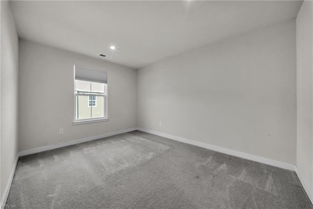 1607 Songbird LN, Chesapeake, VA 23323