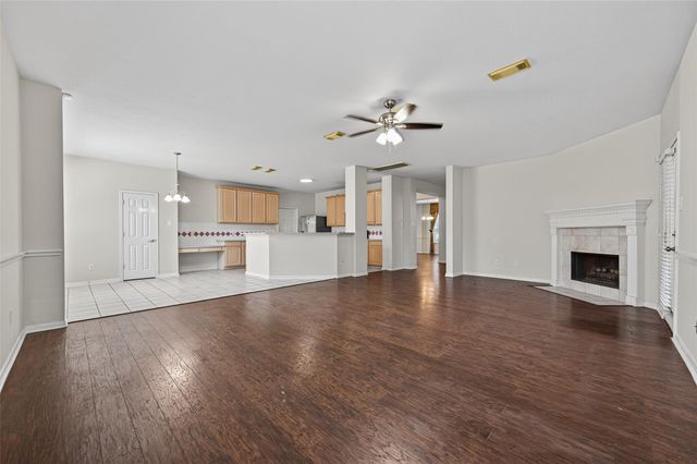 16515 Cypress Thicket Dr, Cypress, TX 77429