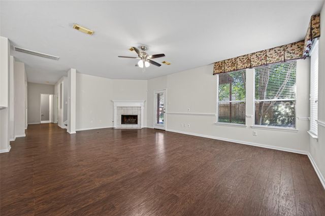 16515 Cypress Thicket Dr, Cypress, TX 77429