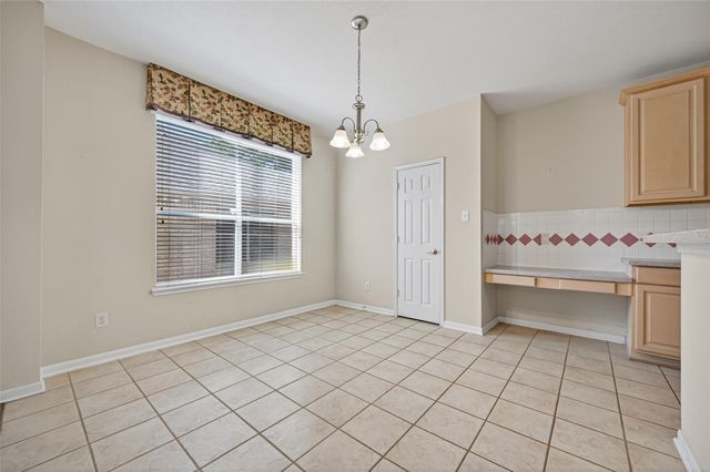 16515 Cypress Thicket Dr, Cypress, TX 77429