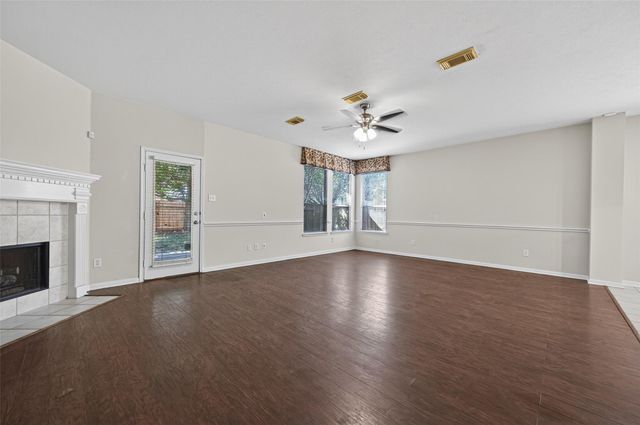 16515 Cypress Thicket Dr, Cypress, TX 77429