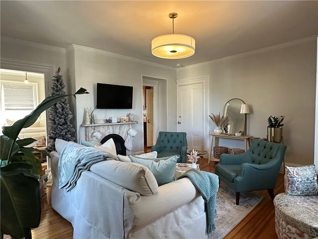 5 Record Street 2B, Newport, RI 02840