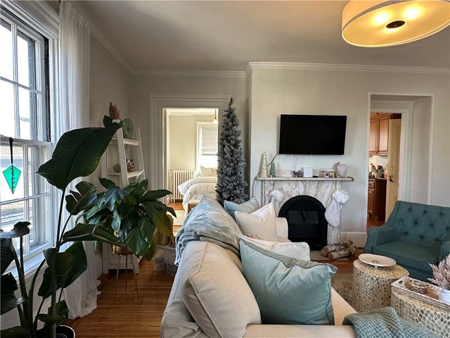 5 Record Street 2B, Newport, RI 02840