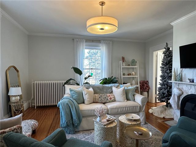 5 Record Street 2B, Newport, RI 02840