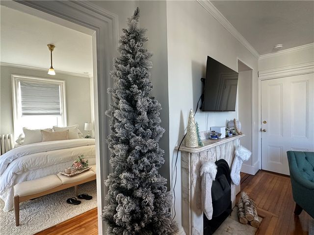 5 Record Street 2B, Newport, RI 02840