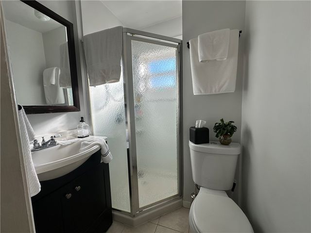 5 Record Street 2B, Newport, RI 02840