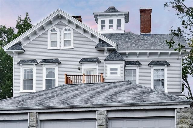 5 Record Street 2B, Newport, RI 02840