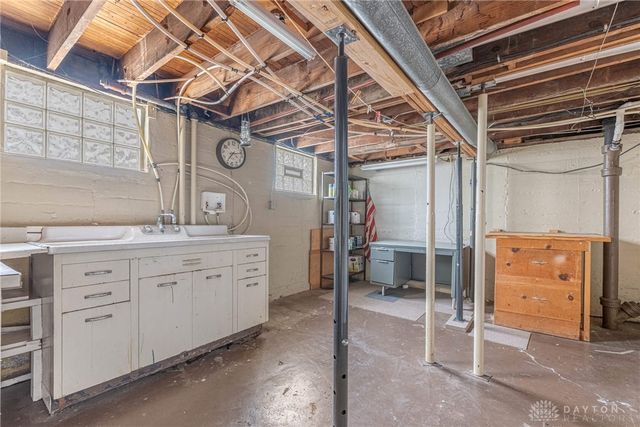 15 Kenwood Drive, Middletown, OH 45042