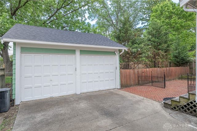 15 Kenwood Drive, Middletown, OH 45042