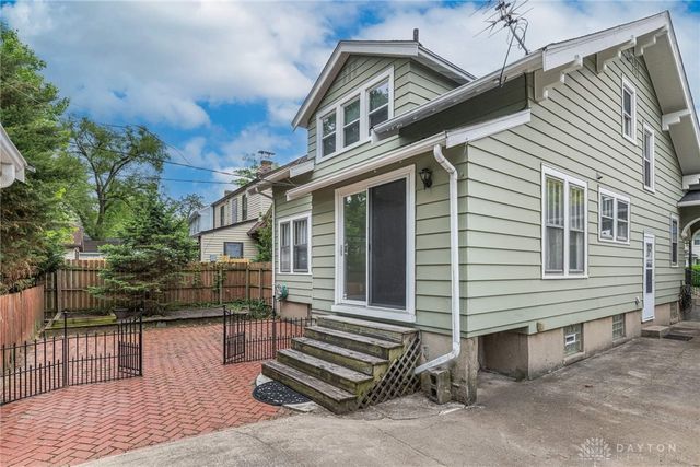 15 Kenwood Drive, Middletown, OH 45042