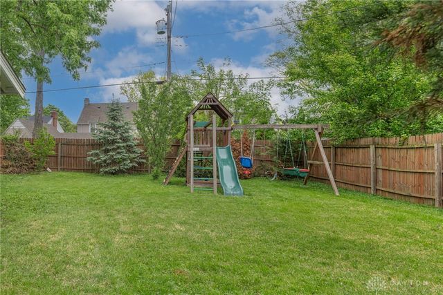 15 Kenwood Drive, Middletown, OH 45042