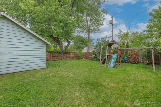 15 Kenwood Drive, Middletown, OH 45042