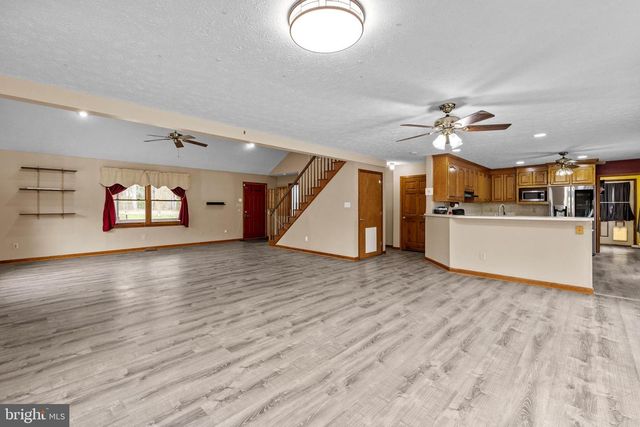 6960 HIDDEN BROOK DR, Gloucester, VA 23061