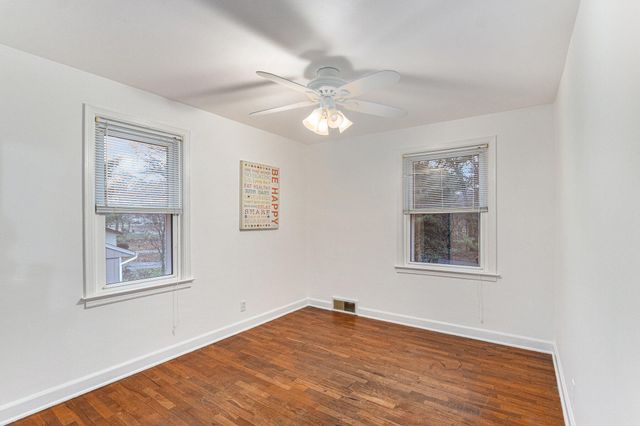 215 W Hamilton Lane, Battle Creek, MI 49015