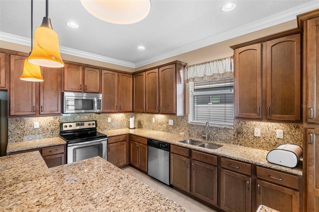 Image 14 of property listing at 4414 AZURE ISLE WAY, Kissimmee, FL 34744
