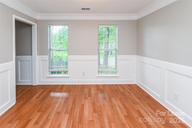 7039 Daerwood Place, Charlotte, NC 28215