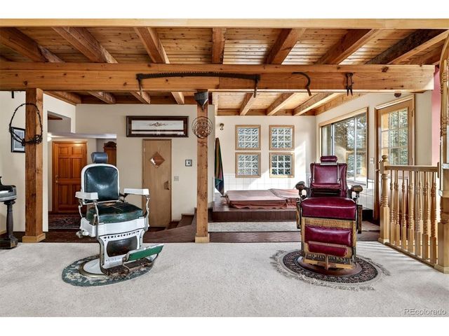 24999 Grandview Ave, Golden, CO 80401